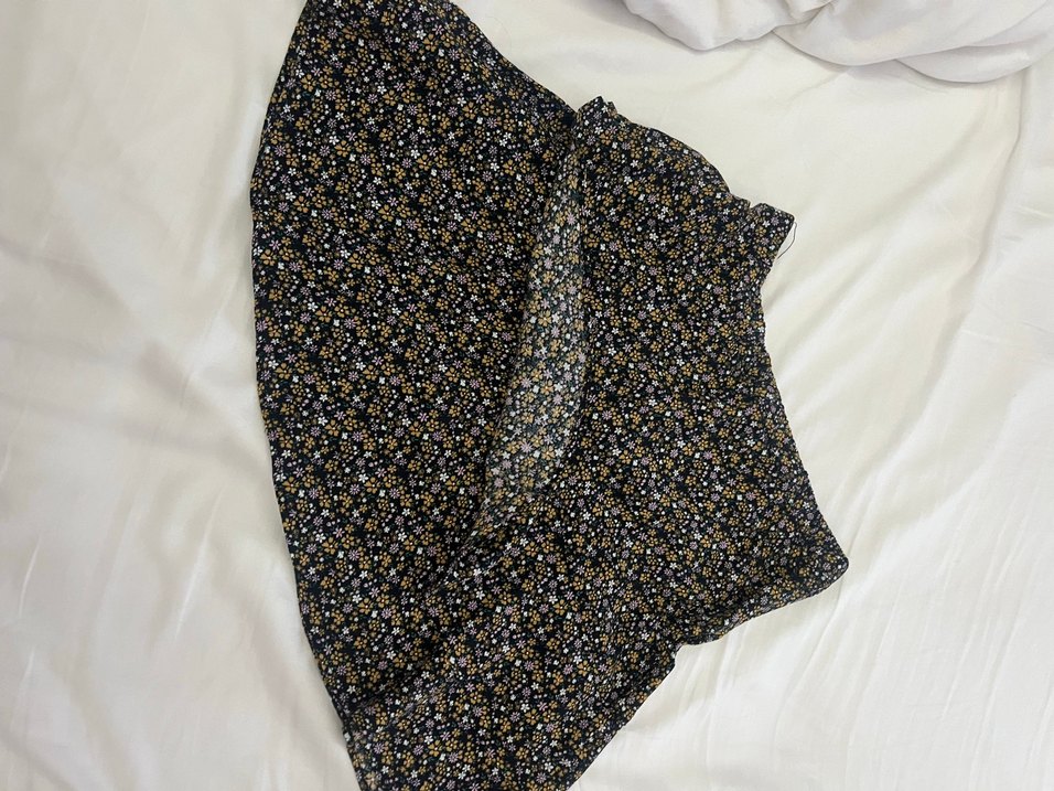 Çiçek Desenli Mini etek - Görsel 3