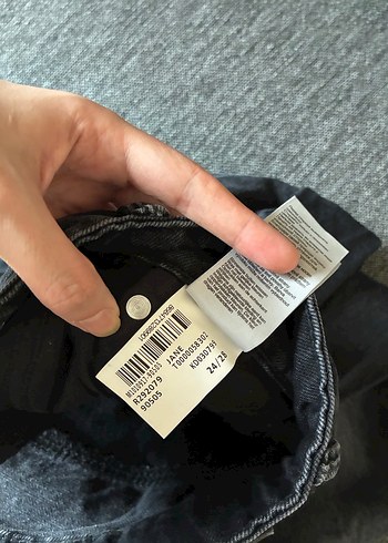 Gri Kadın Bol Kesim Midi Kot Pantolon - Görsel 3