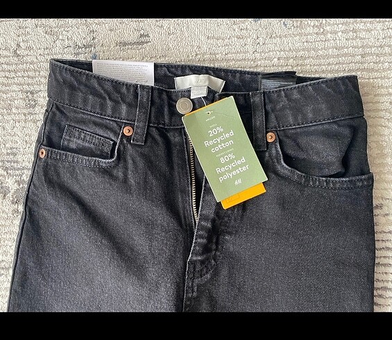 H&M H&M jean pantolon etiketli