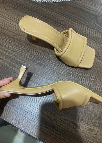 36 Beden Tanca Bej Kadın Topuklu Terlik