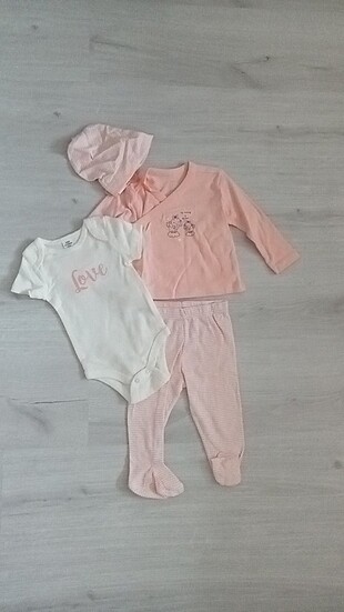 Lcwaikiki kız bebek yenidoğan takım hastane çıkışı