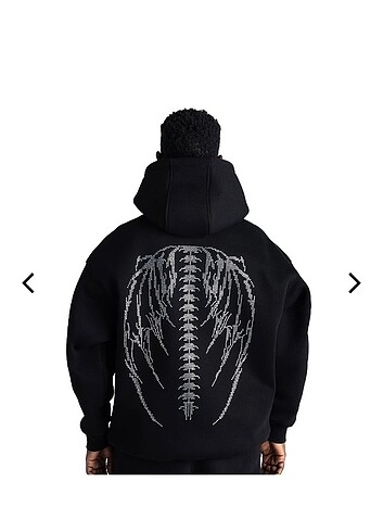 l Beden Shiny force sweatshirt Ürün temiz kullanıldı