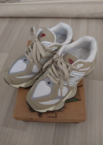 New Balance New Balance 9060 Bej Kadın Spor Ayakkabı