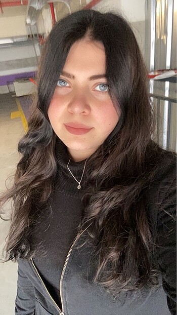 Siyah triko kazak