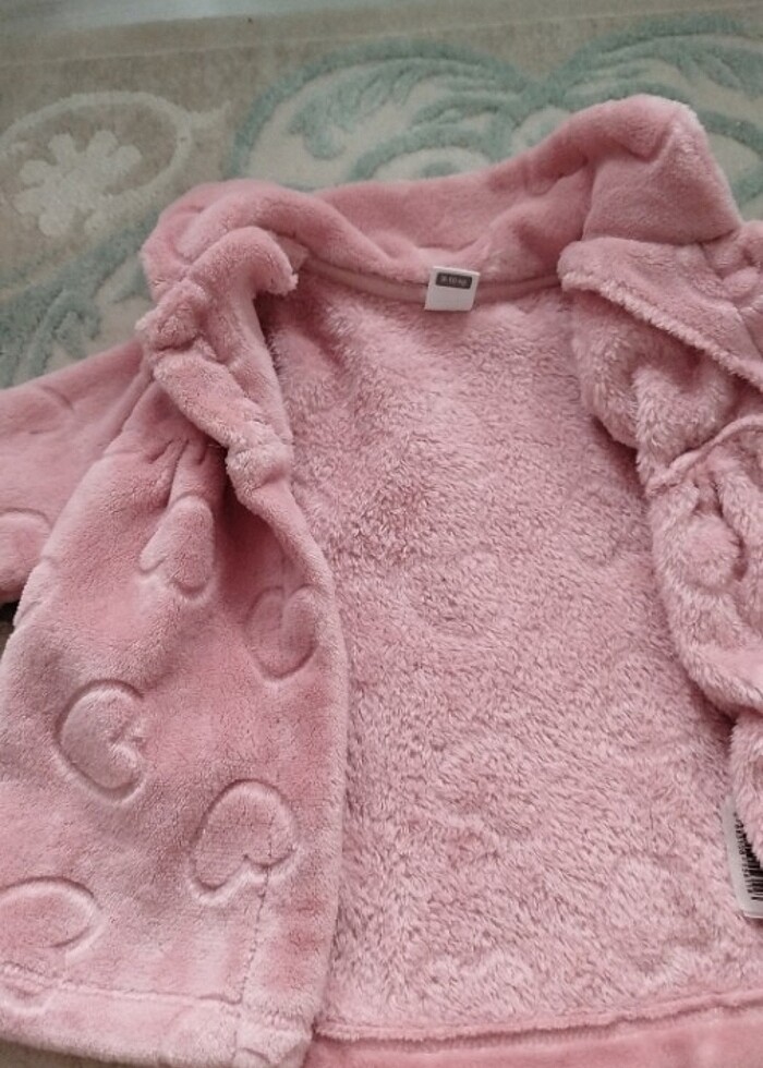 Kalp baskılı hırka  - Görsel 2