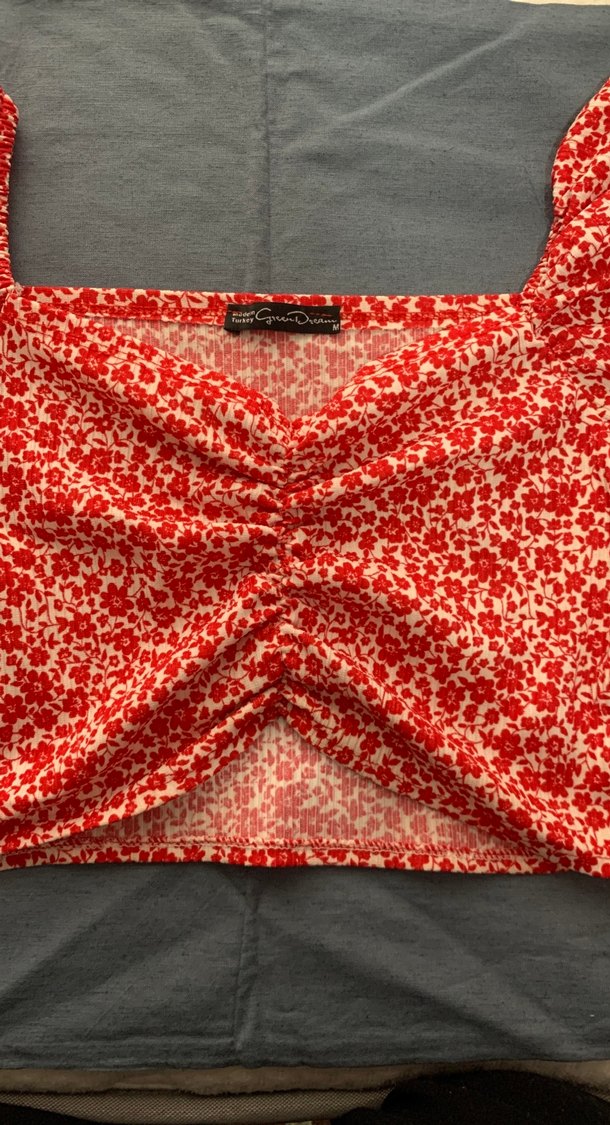 Kısa Kollu, Desenli Kırmızı Bluz - Görsel 2