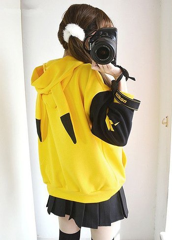 Sarı Kapüşonlu Pikachu Sweatshirt - Görsel 2