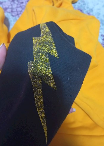 Sarı Kapüşonlu Pikachu Sweatshirt - Görsel 6