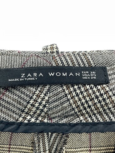 36 Beden çeşitli Renk Zara Kumaş Pantolon %70 İndirimli.