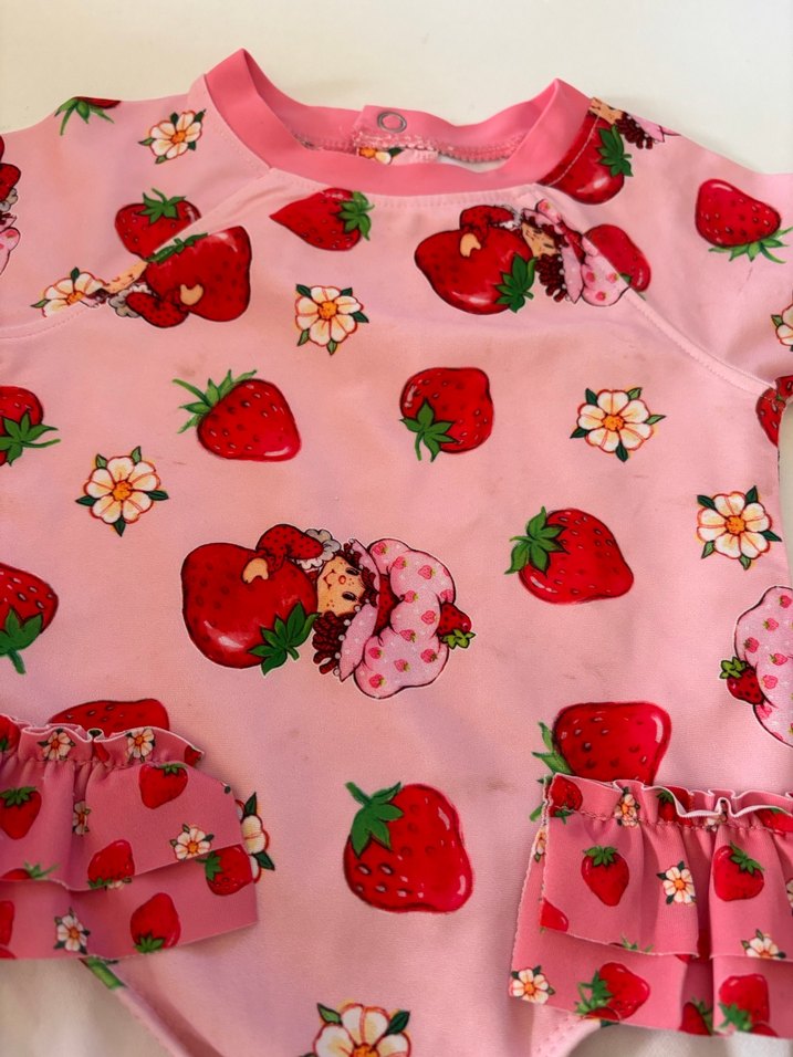 Çilek Desenli Uzun Kollu Kız Mayo - Görsel 3