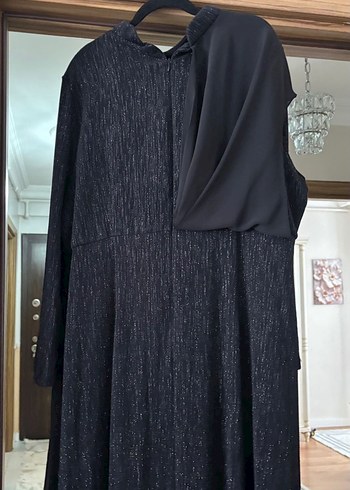 Siyah Nakışlı Kadın Uzun Abiye Elbise - Görsel 2