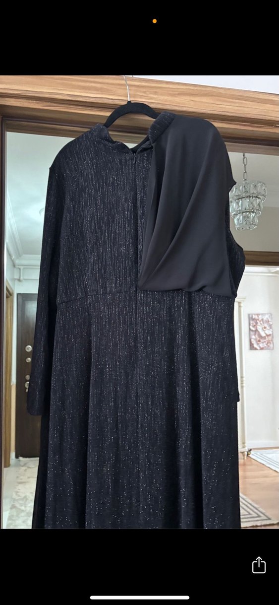 Siyah Nakışlı Kadın Uzun Abiye Elbise - Görsel 2