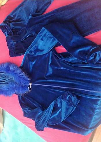 Kürk Detaylı Koyu Kıyafeti - Görsel 2