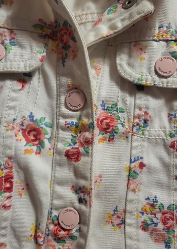 LCWAİKİKİ MARKA Çiçek Desenli Kız Çocuk Düğmeli Ceket - Görsel 3