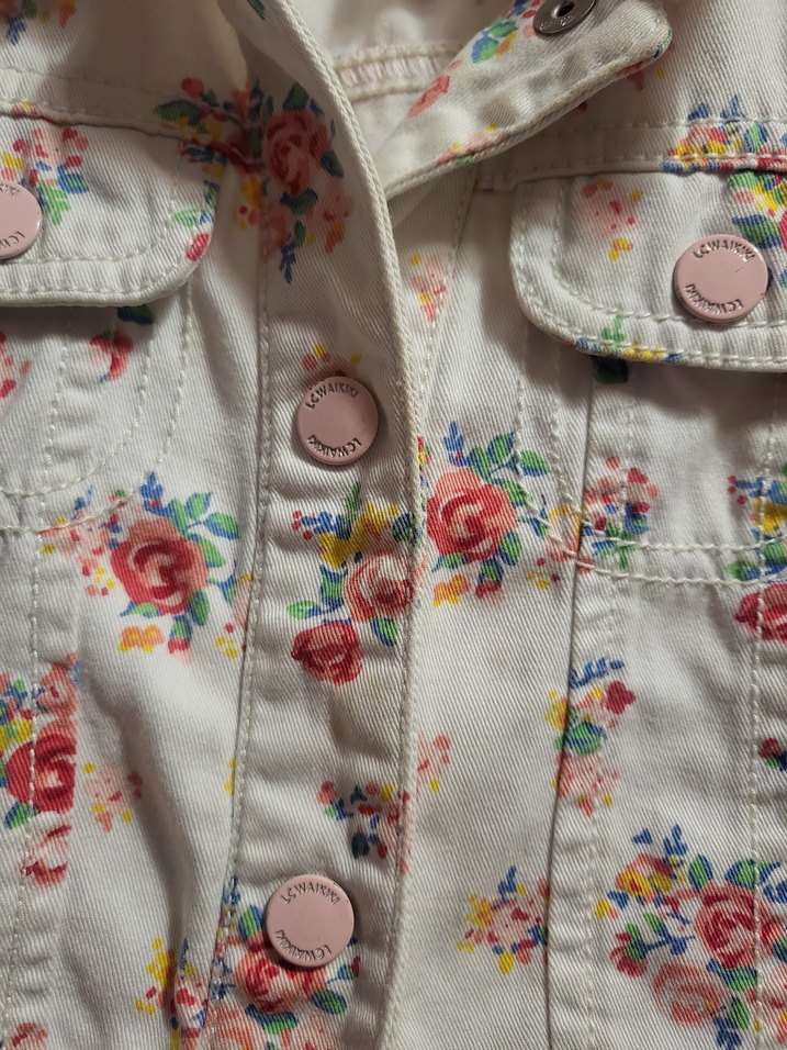 LCWAİKİKİ MARKA Çiçek Desenli Kız Çocuk Düğmeli Ceket - Görsel 3