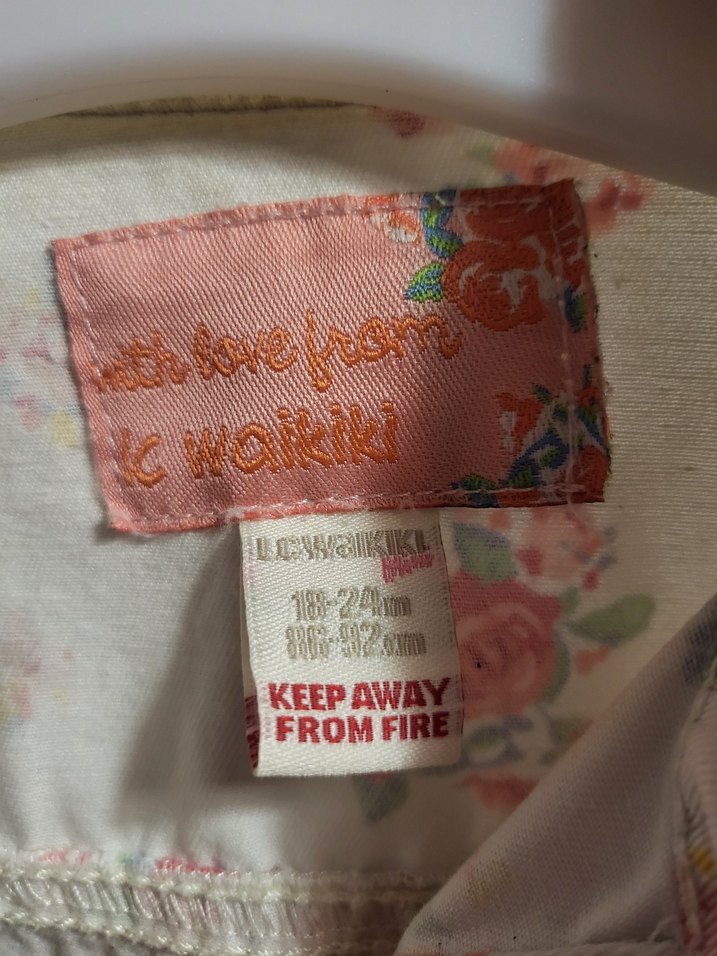 LCWAİKİKİ MARKA Çiçek Desenli Kız Çocuk Düğmeli Ceket - Görsel 2