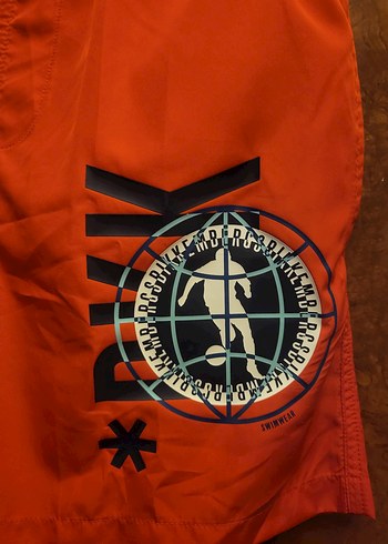 BIKKEMBEERGS MARKA ORJİNAL ETİKETLİ DENİZ ŞORTU - Görsel 2