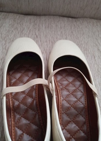 Beyaz Minimalist Stiletto Topuklu Kadın Babet - Görsel 2