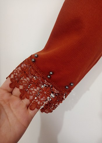 Nakışlı Uzun Kollu Tesettür Elbise - Görsel 7