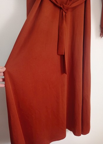 Nakışlı Uzun Kollu Tesettür Elbise - Görsel 4