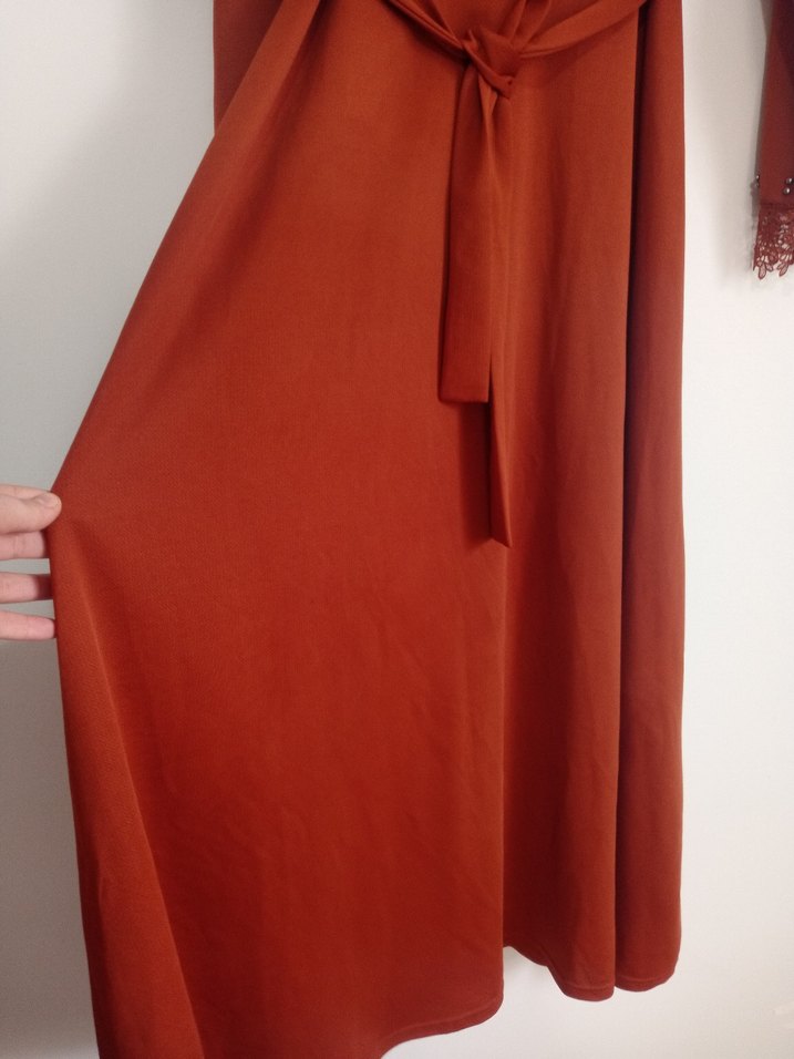 Nakışlı Uzun Kollu Tesettür Elbise - Görsel 4