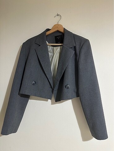 Gri Kısa Blazer Ceket