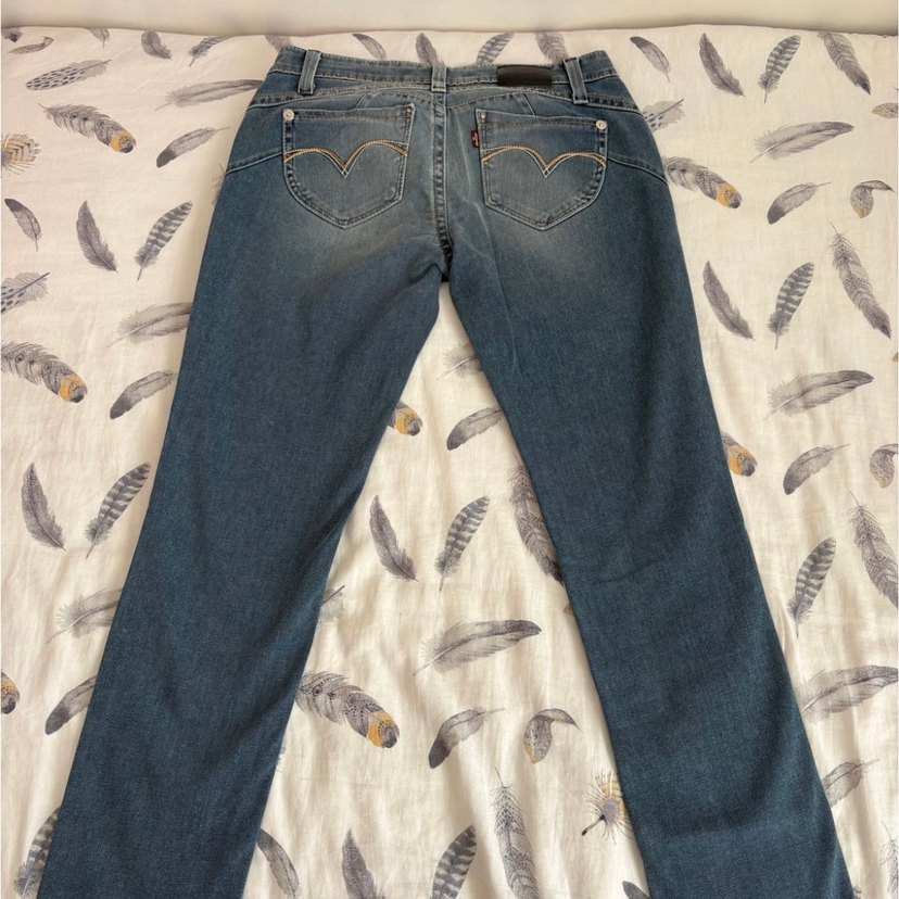 Levis marka pantolon — görsel 2/4