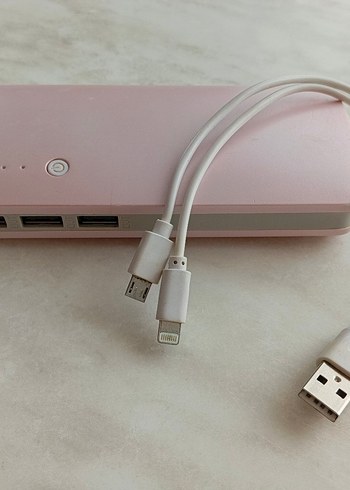 Pembe Taşınabilir Power Bank - Görsel 2
