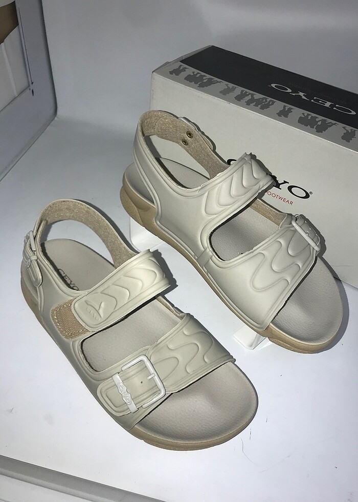 CEYO marka Sandalet ayakkabi - Görsel 2