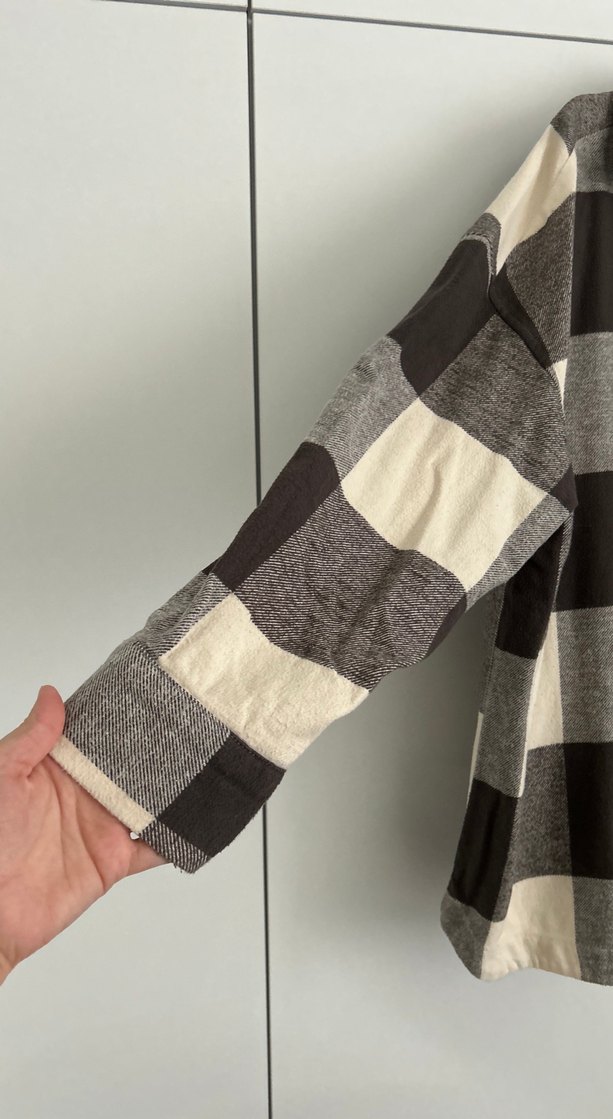 Kadın Gri Kareli Pamuklu Bol Kesim Gömlek - Görsel 2