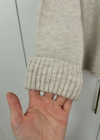 Bej Örgü Boğazlı Kadın Kazak - Görsel 5