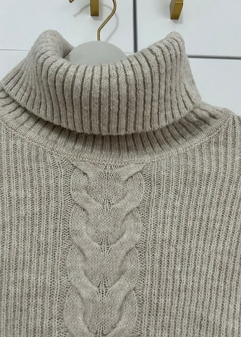 Bej Örgü Boğazlı Kadın Kazak - Görsel 4