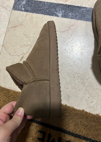 Bej Süet Kadın Botları, Kürklü, Dolgu Topuklu - Görsel 2