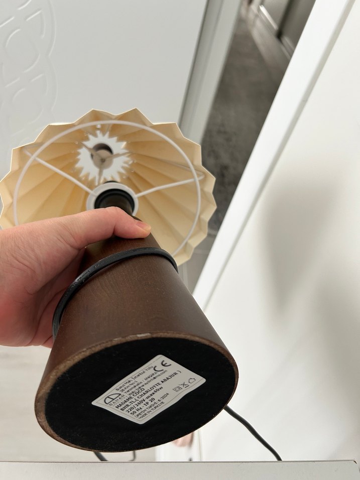 Bej Katlanabilir Abajurlu Masa Lambası - Görsel 3