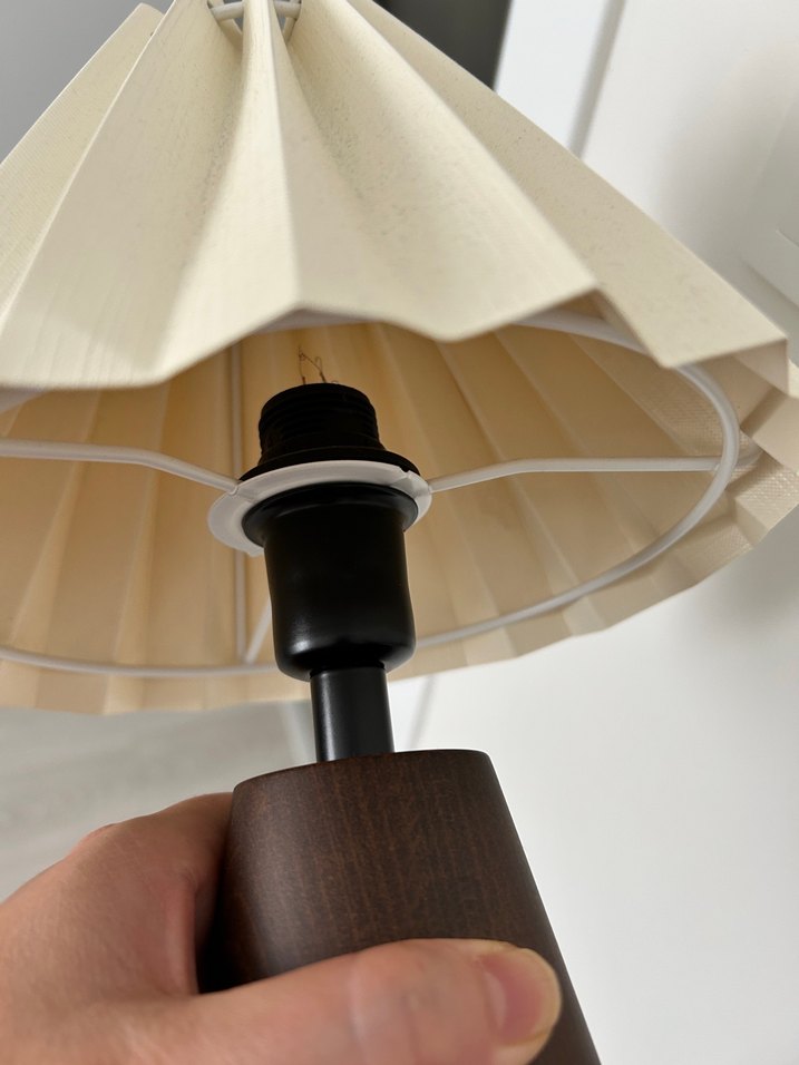 Bej Katlanabilir Abajurlu Masa Lambası - Görsel 4