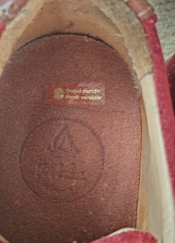 39 Beden bordo Renk Orjinal deri gayet güzel
