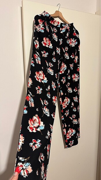 Miss Selfridge Çiçekli Pantolon