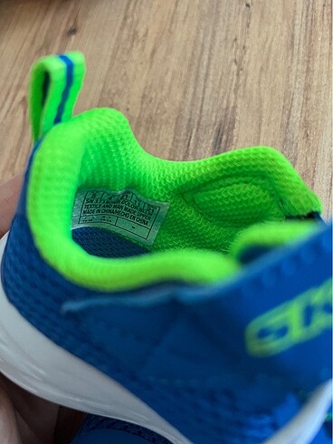 21 Beden mavi Renk Skechers bebek spor ayakkabısı 21 numara yeni.