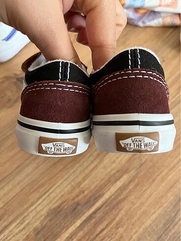21 Beden siyah Renk Vans bebek ayakkabısı. 21 numara yeni