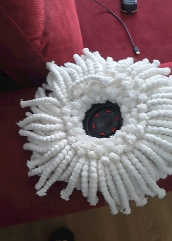 Kırmızı Renkli Elektrikli Temizlik Aparatı - Görsel 3