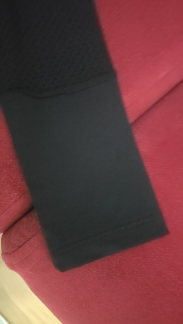 Siyah V Yaka Kadın Bluz - Görsel 5