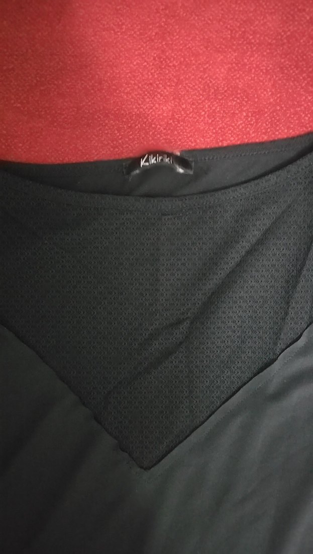 Siyah V Yaka Kadın Bluz - Görsel 4