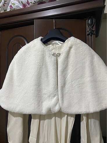 ETİKETLİ NİKAH ELBİSESİ TAKIM ( elbise, kürk, eşarp) - Görsel 6