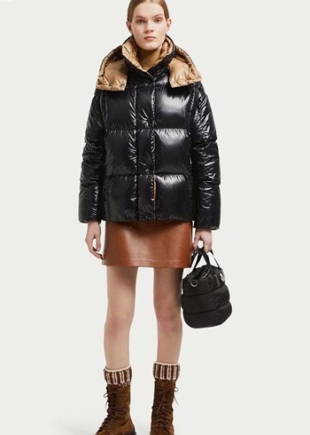 Moncler Düğmeli Siyah Günlük Mont
