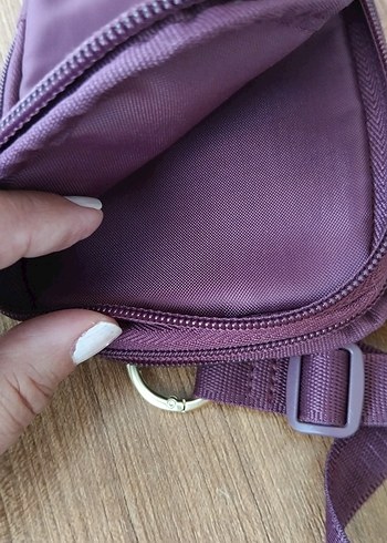 Bordo Kadın Fermuarlı Çapraz Çanta - Görsel 3