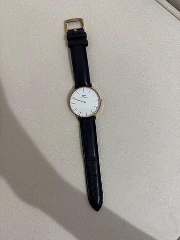 Daniel Wellington Saat