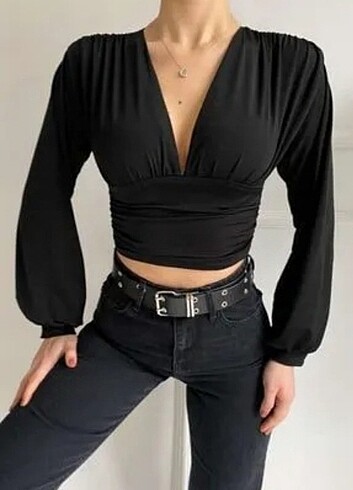 Siyah Viyana crop bluz