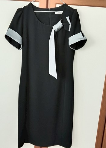 Kısa Kollu Midi Siyah Elbise - Görsel 2