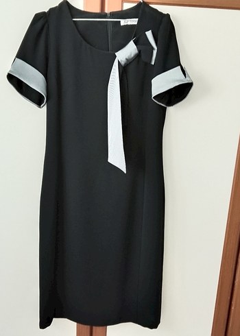 Kısa Kollu Midi Siyah Elbise - Görsel 3