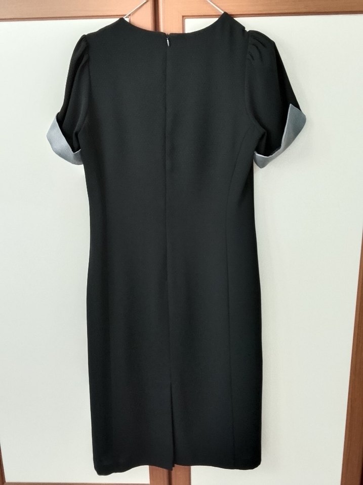 Kısa Kollu Midi Siyah Elbise - Görsel 5